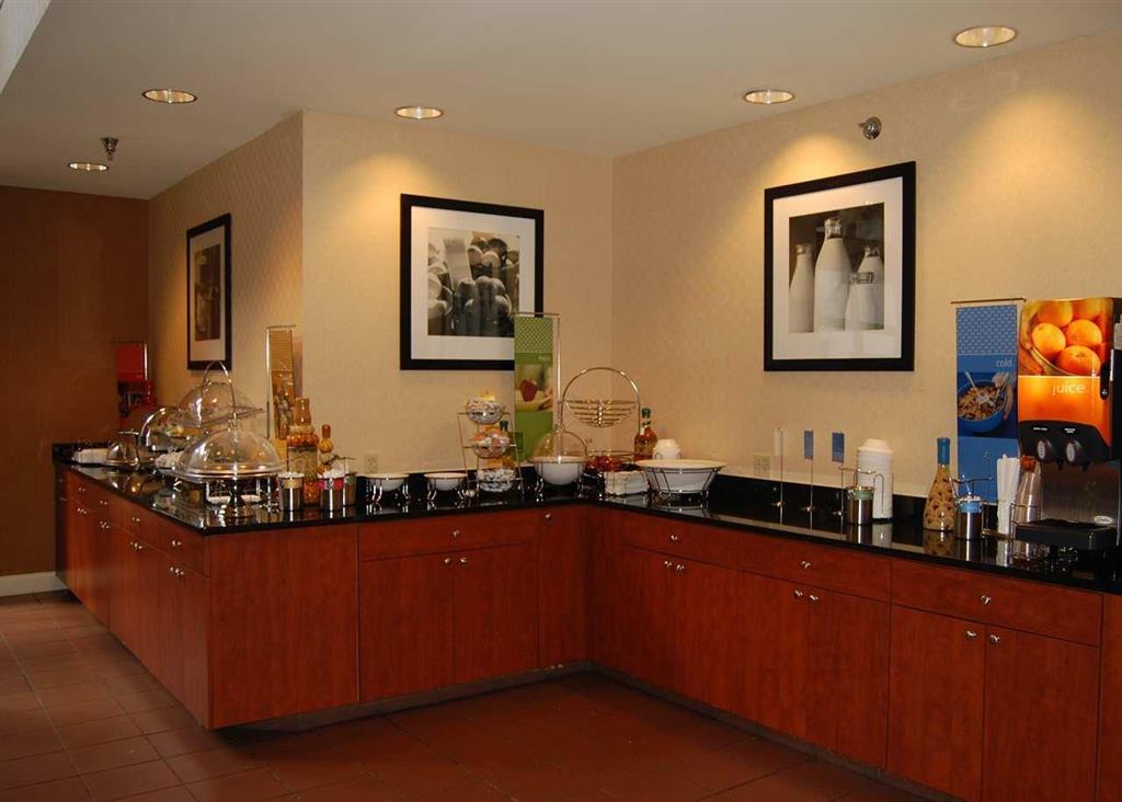 Larkspur Landing South Bend Ξενοδοχείο Εστιατόριο φωτογραφία